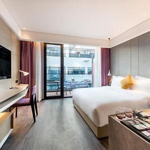 Executive King Room